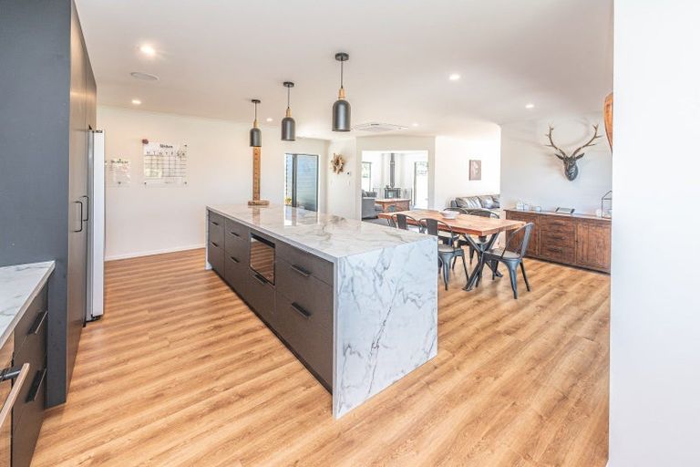 Photo of property in 600a No 2 Line, Okoia, Wanganui, 4572