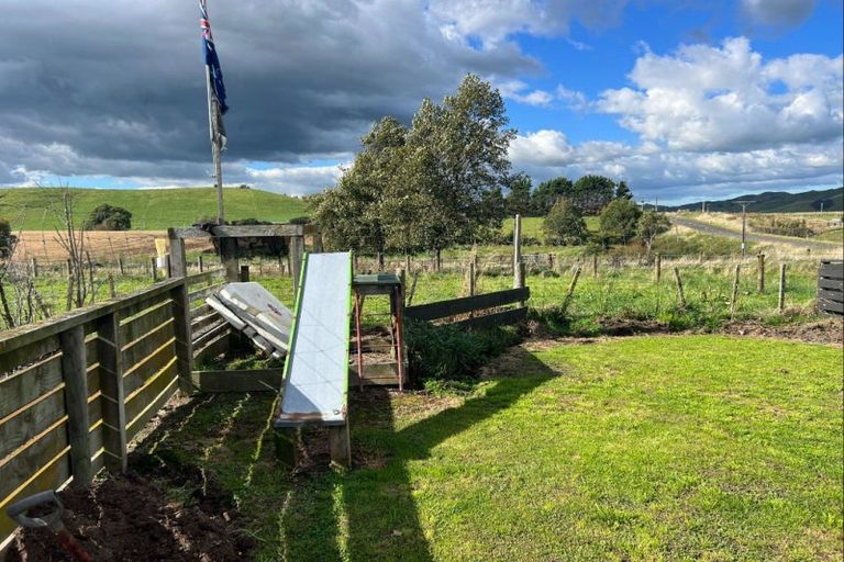 Photo of property in 48 Elliott Road, Woodville, 4998