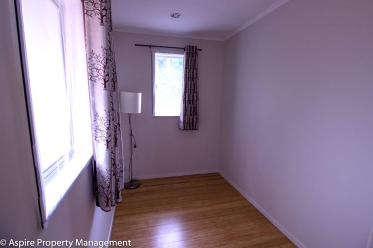 Photo of property in 19a Lynden Avenue, Hillcrest, Auckland, 0627