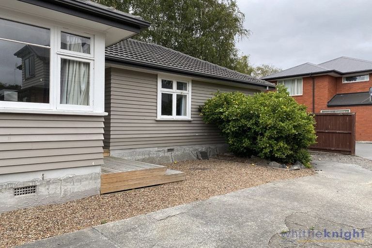 Photo of property in 72 Peer Street, Upper Riccarton, Christchurch, 8041