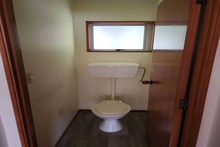 Photo of property in 22 Shortland Street, Regent, Whangarei, 0112