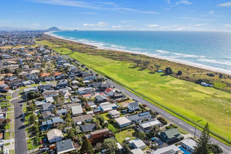 Photo of property in 484 Papamoa Beach Road, Papamoa Beach, Papamoa, 3118