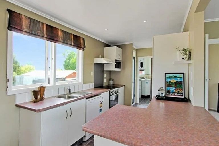Photo of property in 43 Mount View Drive, Mangakakahi, Rotorua, 3015