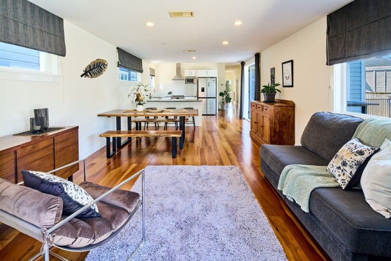 Photo of property in 22 Central Terrace, Alicetown, Lower Hutt, 5010