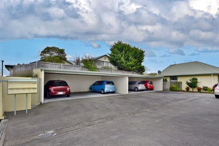 Photo of property in 4/90 Hawke Street, New Brighton, Christchurch, 8083