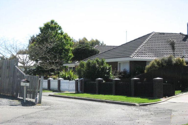 Photo of property in 42 Holland Drive, Kaiapoi, 7630