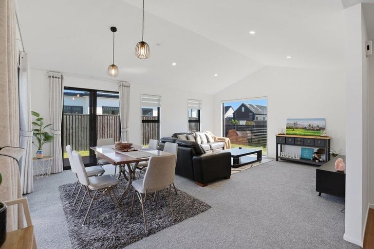 Photo of property in 7 Twin Meadows Drive, Casebrook, Christchurch, 8051