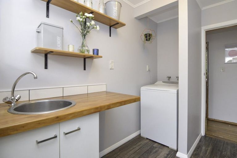 Photo of property in 26 Leicester Street, Terrace End, Palmerston North, 4410