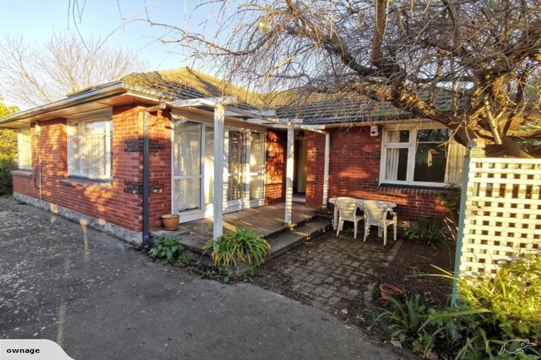 Photo of property in 300 Withells Road, Avonhead, Christchurch, 8042