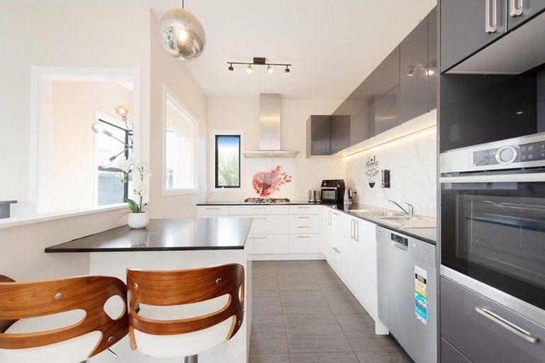 Photo of property in 12b Marjory Close, Broadmeadows, Wellington, 6035