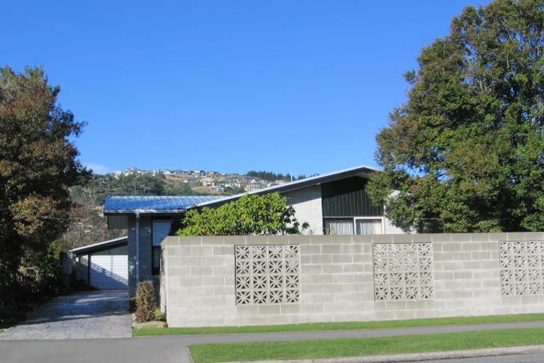 Photo of property in 3 Landsdowne Terrace, Cashmere, Christchurch, 8022