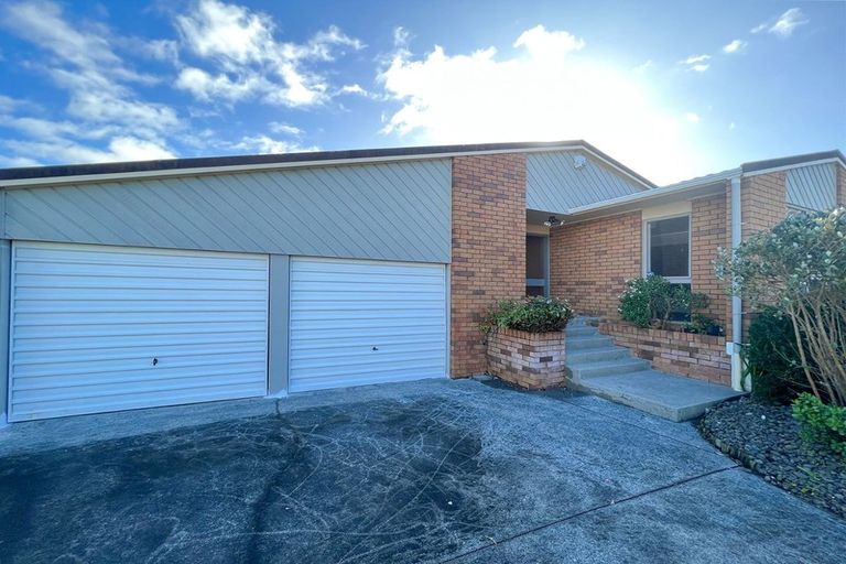 Photo of property in 81 Aberfeldy Avenue, Highland Park, Auckland, 2010