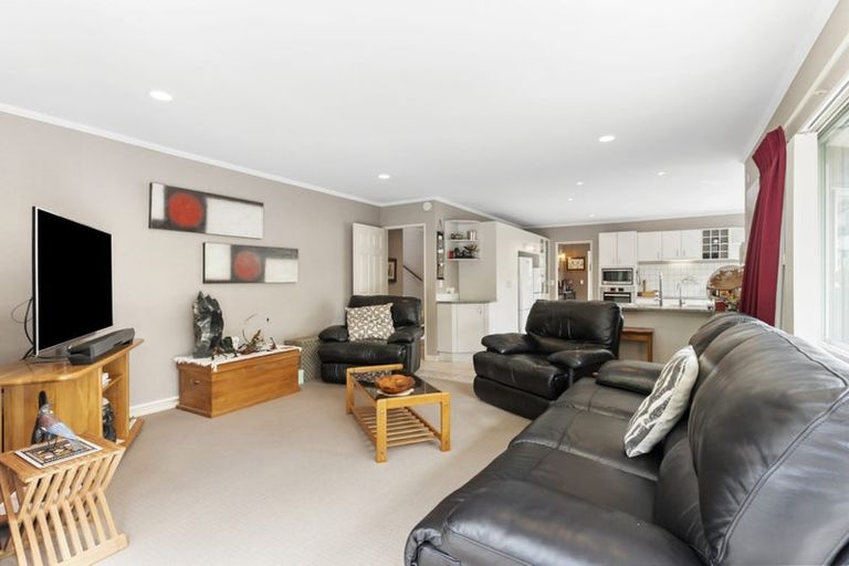 Photo of property in 29 Bronte Place, Somerville, Auckland, 2014