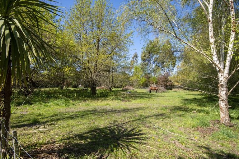 Photo of property in 92 Eders Road, Woodend, 7610