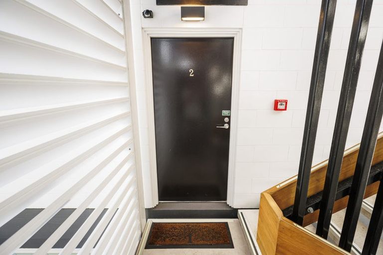 Photo of property in 2/63 Papanui Road, Merivale, Christchurch, 8014