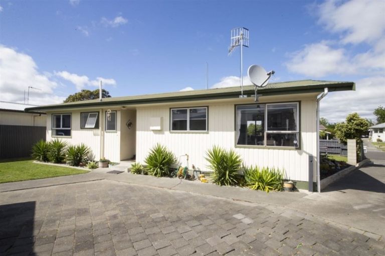 Photo of property in 24 Ranfurly Street, Tamatea, Napier, 4112