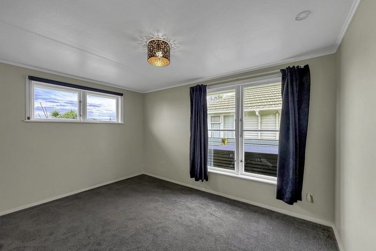 Photo of property in 19 Armstrong Place, Gonville, Whanganui, 4501