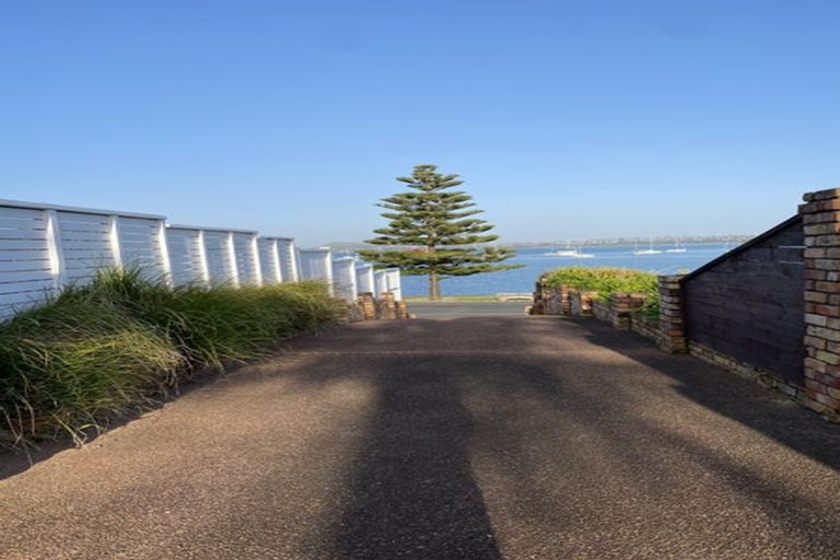 Photo of property in 77a The Parade, Bucklands Beach, Auckland, 2012