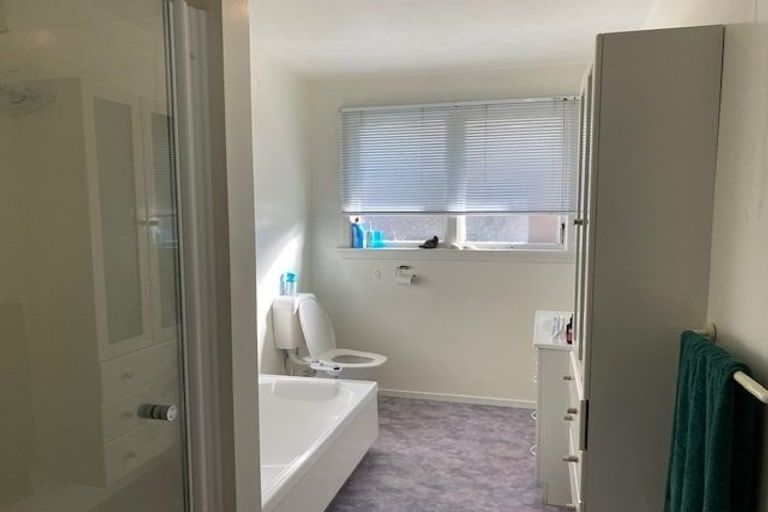 Photo of property in 1/156 Hamilton Avenue, Ilam, Christchurch, 8041