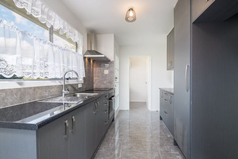 Photo of property in 20 Tango Place, Henderson, Auckland, 0610