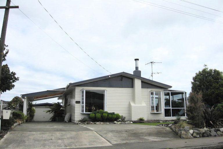 Photo of property in 3 Durham Street, Stoke, Nelson, 7011