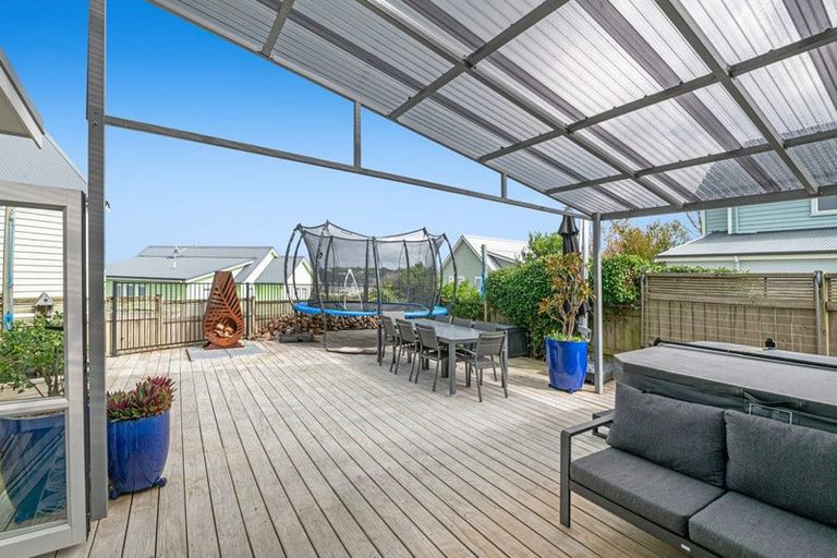 Photo of property in 17 Cape Cod Drive, Gulf Harbour, Whangaparaoa, 0930
