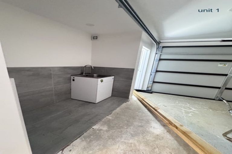 Photo of property in 45 Miro Street, New Lynn, Auckland, 0600