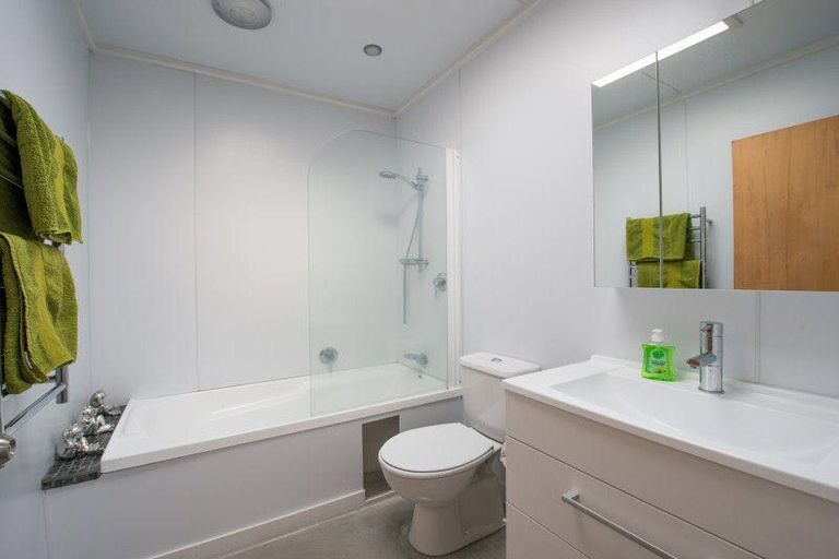 Photo of property in 21b Opoia Road, Hamilton East, Hamilton, 3216