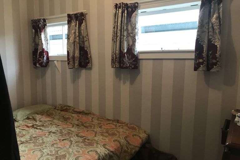 Photo of property in 22 Reuben Avenue, Brooklyn, Wellington, 6021