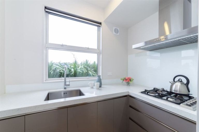 Photo of property in 18 Remuremu Street, Long Bay, Auckland, 0630