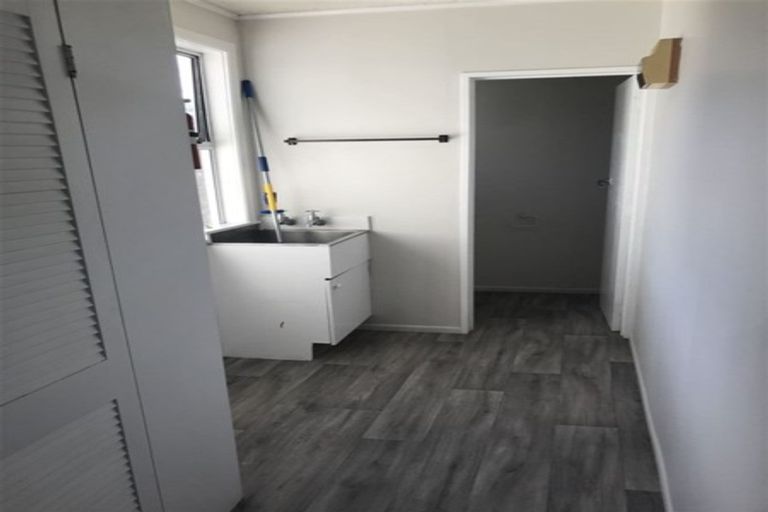 Photo of property in 29 Millers Road, Brookfield, Tauranga, 3110