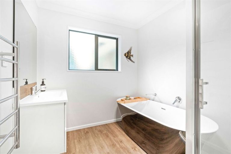 Photo of property in 10 John Morel Place, Parklands, Christchurch, 8083