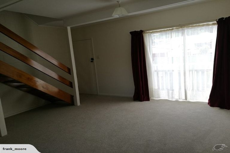 Photo of property in 5/33 Frankmoore Avenue, Johnsonville, Wellington, 6037