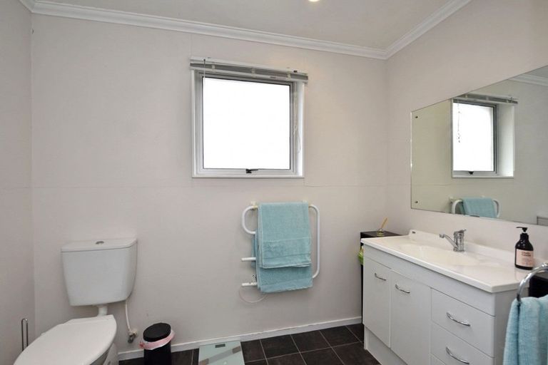 Photo of property in 162 Cunningham Crescent, Grasmere, Invercargill, 9810