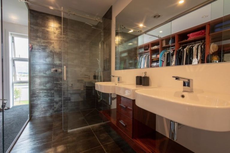 Photo of property in 27 Ridgecrest, Wanaka, 9305