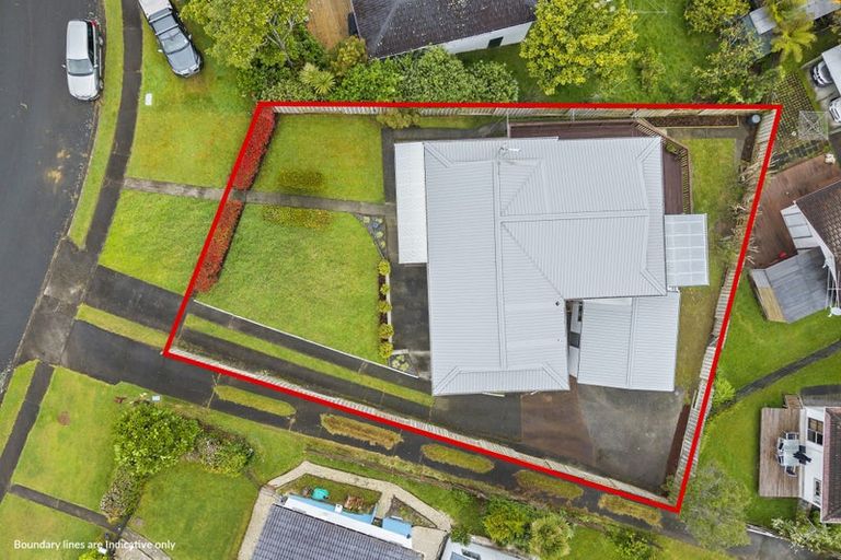 Photo of property in 8 Babington Place, Torbay, Auckland, 0630