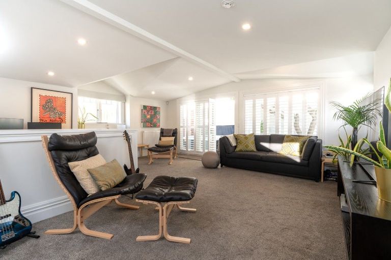 Photo of property in 48 Mcfarlane Street, Mount Victoria, Wellington, 6011