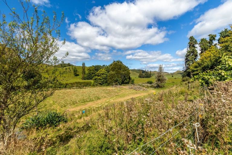 Photo of property in 1682 Ohura Road, Douglas, Stratford, 4392