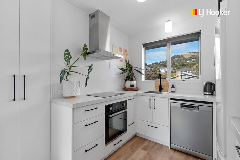 Photo of property in 35 Kinmont Crescent, Kinmont Park, Mosgiel, 9024