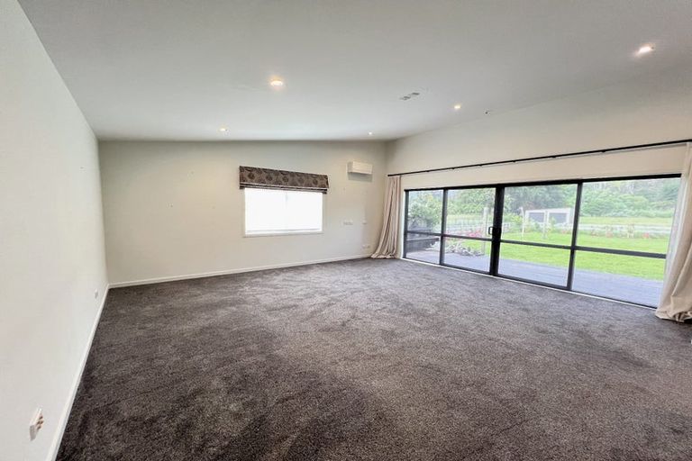 Photo of property in 67 Whitemans Valley Road, Whitemans Valley, Upper Hutt, 5371