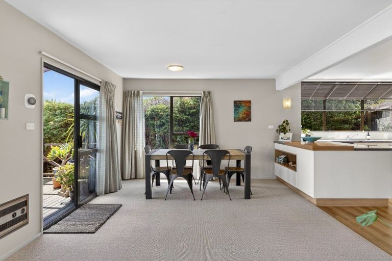 Photo of property in 11 Emerson Crescent, Diamond Harbour,  8971