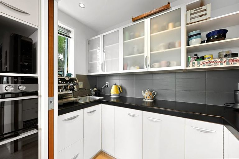 Photo of property in 66 Rototuna Road, Rototuna, Hamilton, 3210