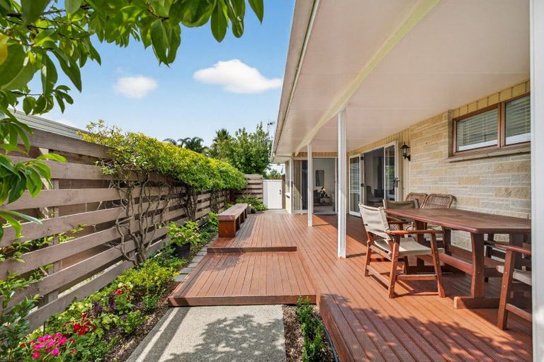 Photo of property in 57 Avenue Road, Greenmeadows, Napier, 4112