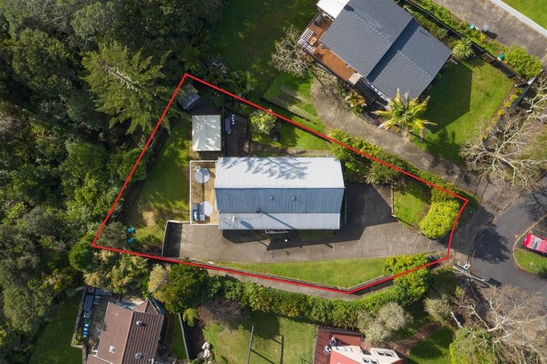 Photo of property in 17 Houston Place, Bayview, Auckland, 0629