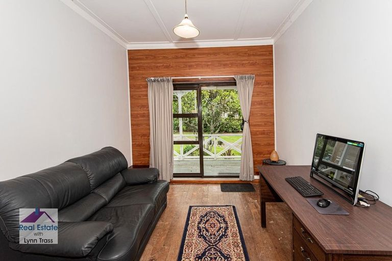 Photo of property in 9 Mountain View Road, Hikurangi, 0114