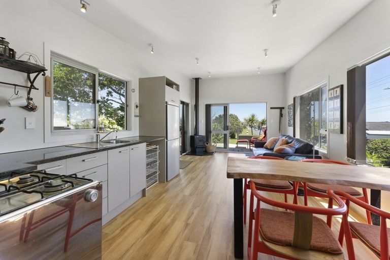 Photo of property in 68 Clemow Road, Fitzroy, New Plymouth, 4312