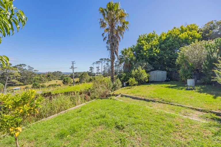 Photo of property in 438 Don Buck Road, Massey, Auckland, 0614
