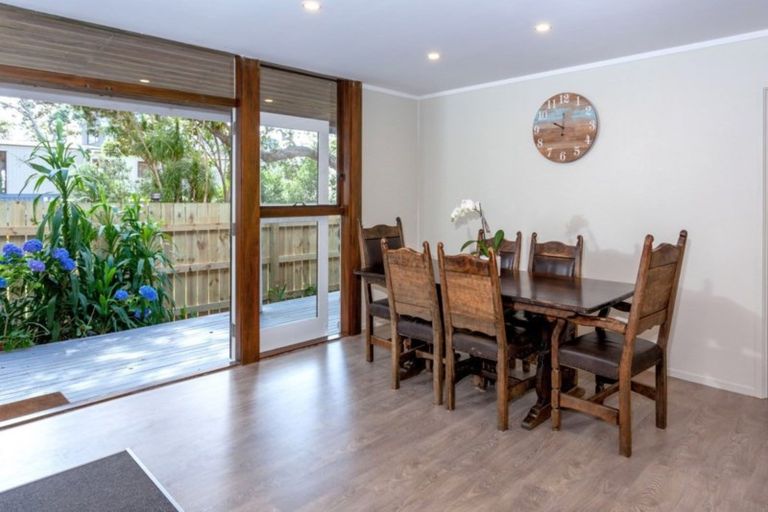 Photo of property in 10 Fishermans Bend, Whiritoa, Whangamata, 3691