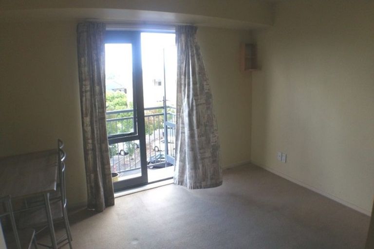 Photo of property in 2j/10 Crown Lynn Place, New Lynn, Auckland, 0600