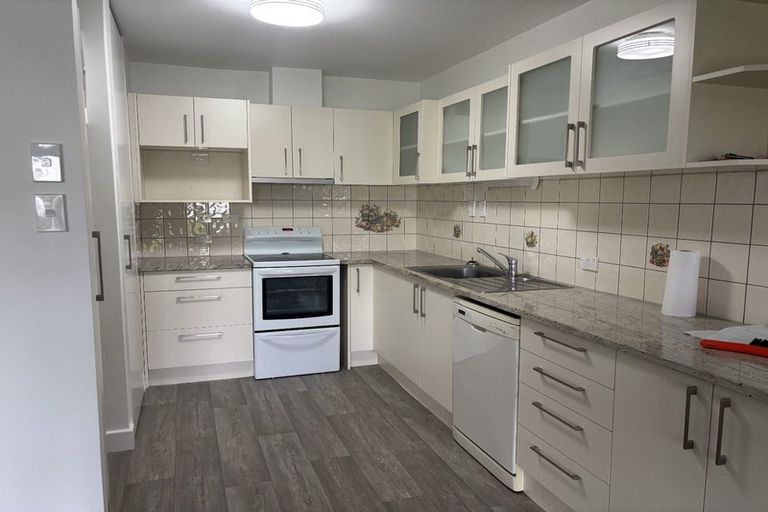 Photo of property in 23/34 Waiwera Place, Waiwera, Orewa, 0994